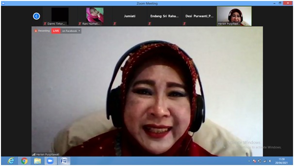 - Dr. Ir, Herien Puspitawati, M.SC, Kepala Divisi Kesejahteraan Keluarga IPB